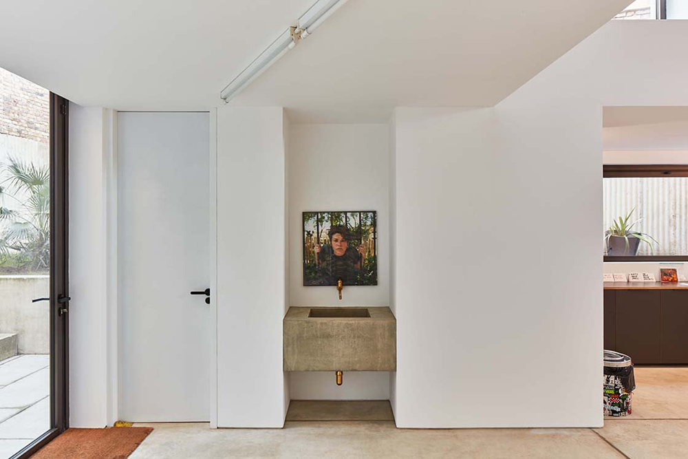 Mole House