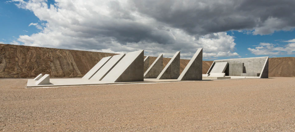 Michael Heizer